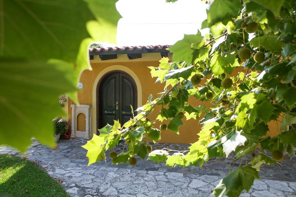 Sandy Beach Villas And Apartments Svoronata Esterno foto