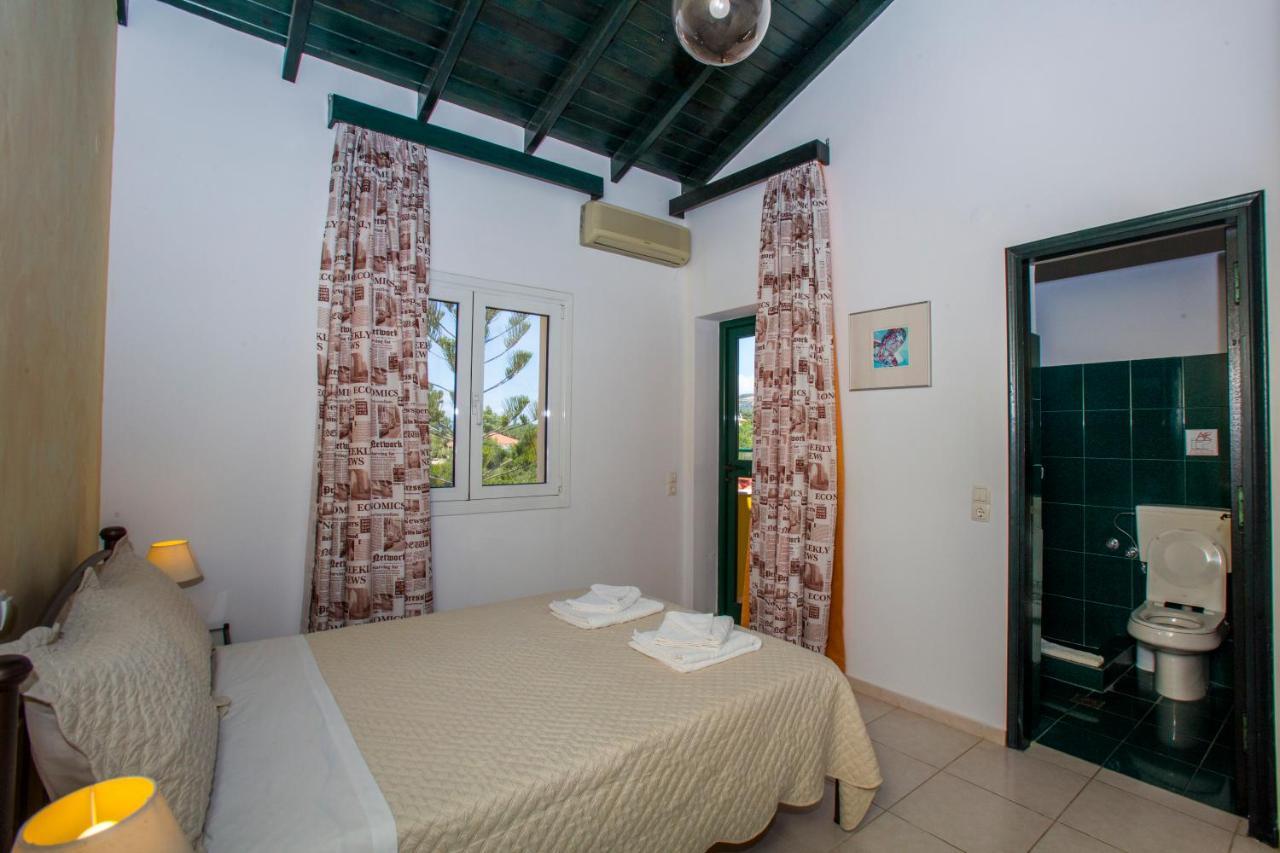Sandy Beach Villas And Apartments Svoronata Esterno foto