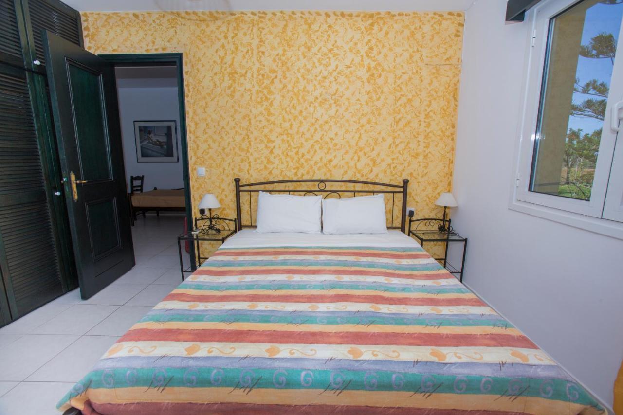 Sandy Beach Villas And Apartments Svoronata Esterno foto